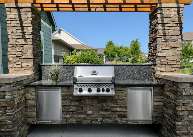 9125 Abram Drive, West Des Moines, IA 50266