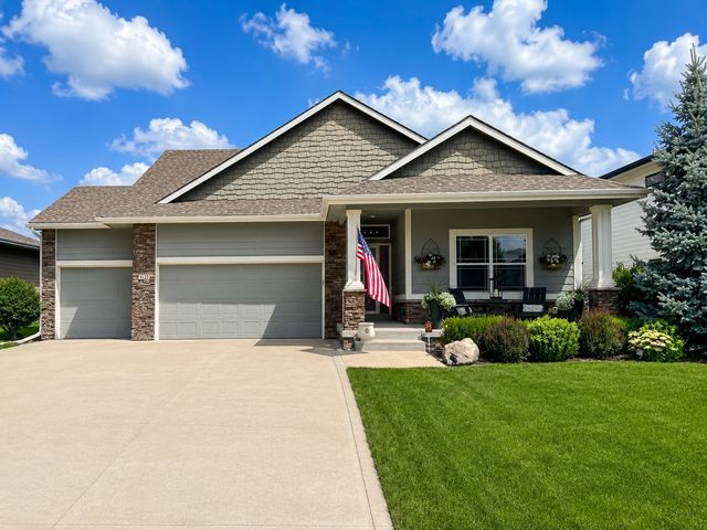 9125 Abram Drive, West Des Moines, IA 50266