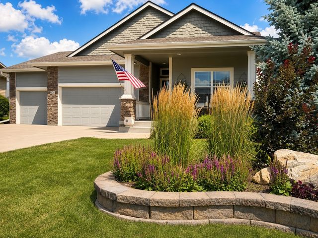 9125 Abram Drive, West Des Moines, IA 50266
