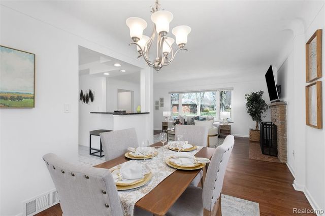 16115 Reedmere Avenue, Franklin, MI 48025