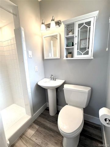 16115 Reedmere Avenue, Franklin, MI 48025