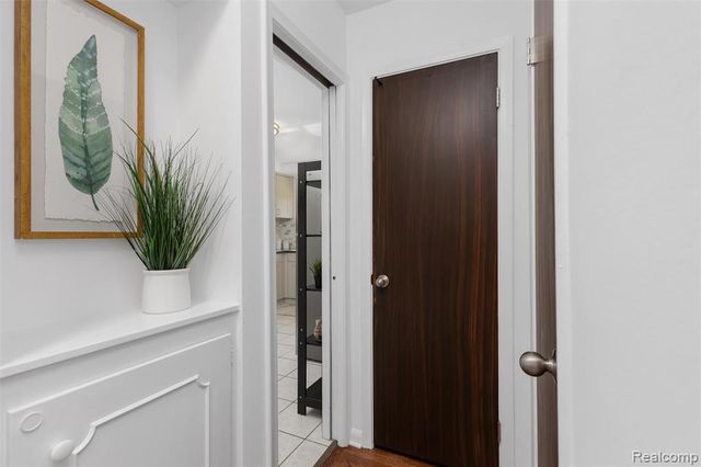 16115 Reedmere Avenue, Franklin, MI 48025