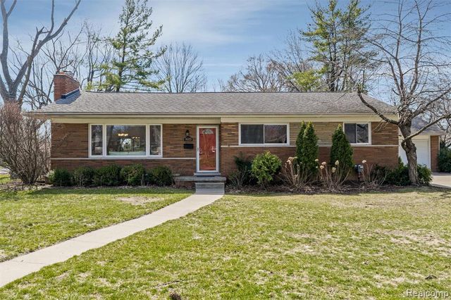 16115 Reedmere Avenue, Franklin, MI 48025