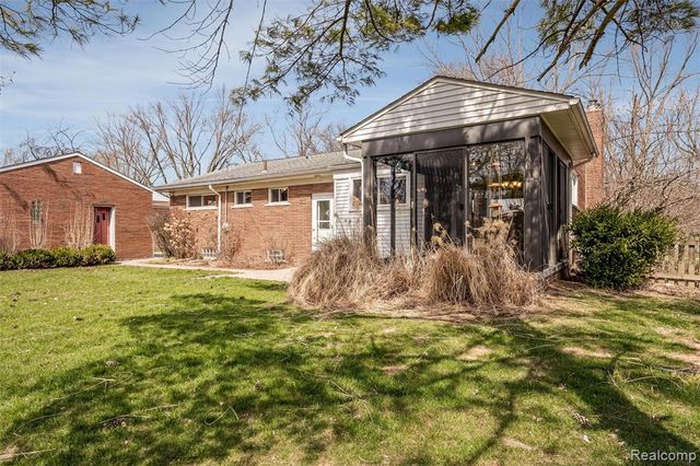 16115 Reedmere Avenue, Franklin, MI 48025