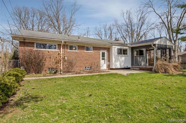 16115 Reedmere Avenue, Franklin, MI 48025