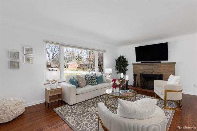 16115 Reedmere Avenue, Franklin, MI 48025