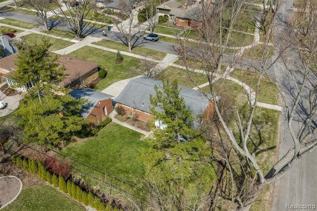 16115 Reedmere Avenue, Franklin, MI 48025