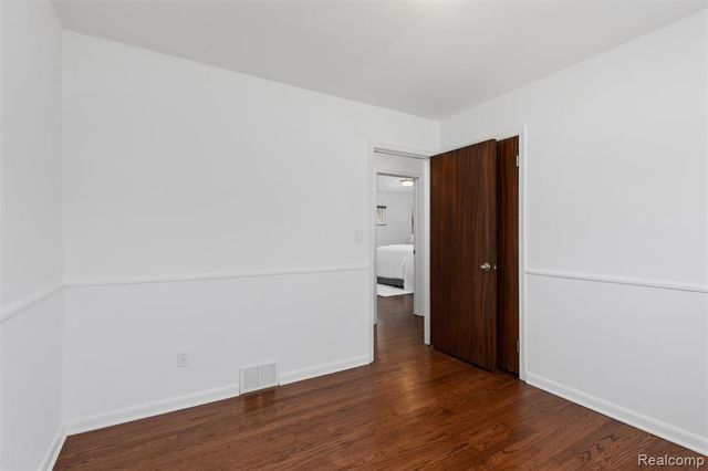 16115 Reedmere Avenue, Franklin, MI 48025