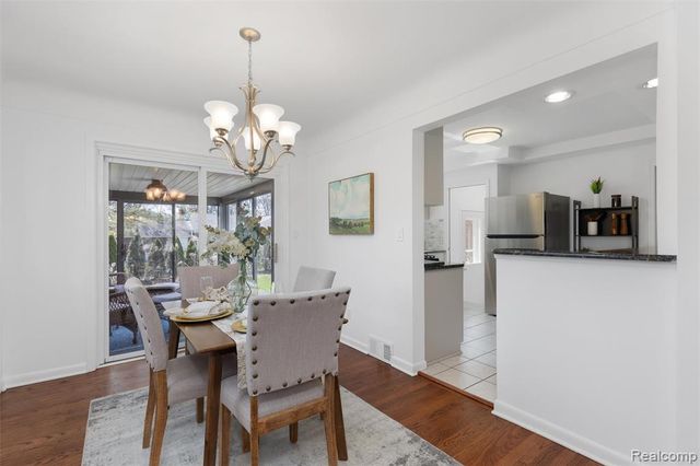 16115 Reedmere Avenue, Franklin, MI 48025