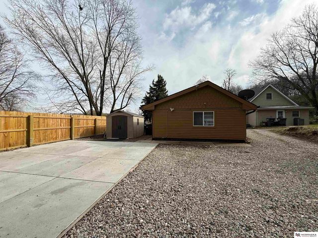124 Hunter Avenue, Council Bluffs, IA 51503
