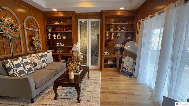 124 Hunter Avenue, Council Bluffs, IA 51503