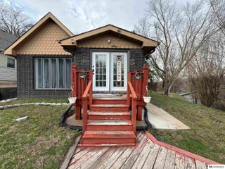 124 Hunter Avenue, Council Bluffs, IA 51503