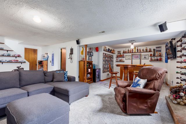 475 Glenview Court, Edgewood, KY 41017