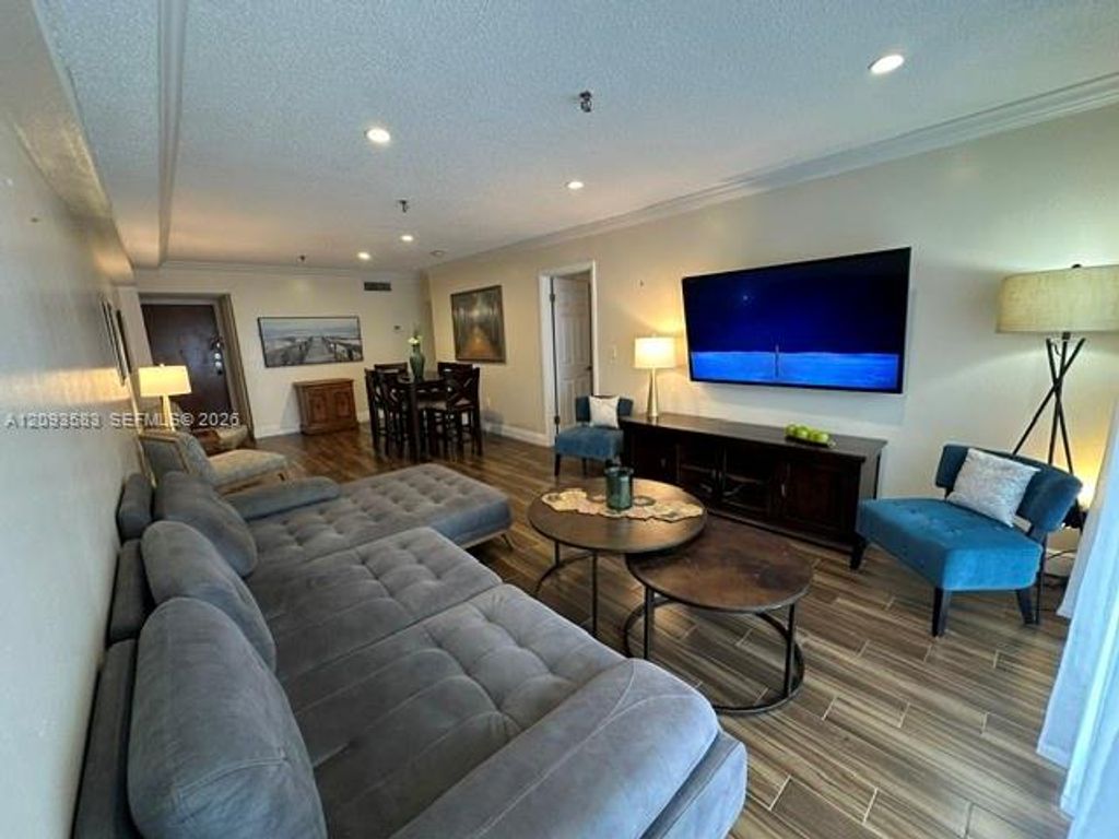201 180th Drive 306, Sunny Isles Beach, FL 33160