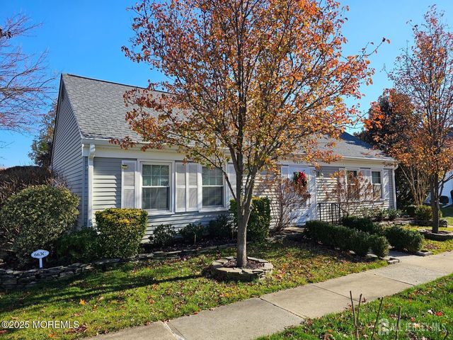 663 Yorktown Lane 663C, Monroe, NJ 08831