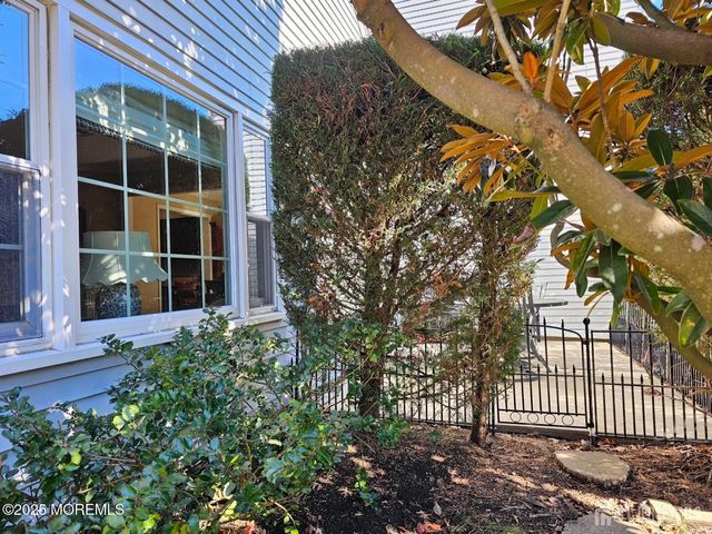 663 Yorktown Lane 663C, Monroe, NJ 08831