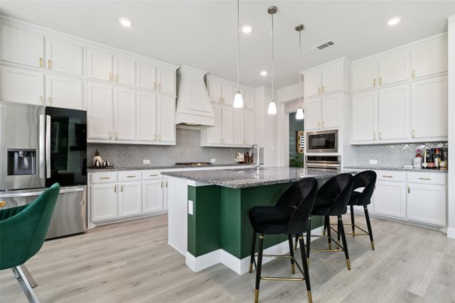 745 Lemmon Lane, Forney, TX 75126