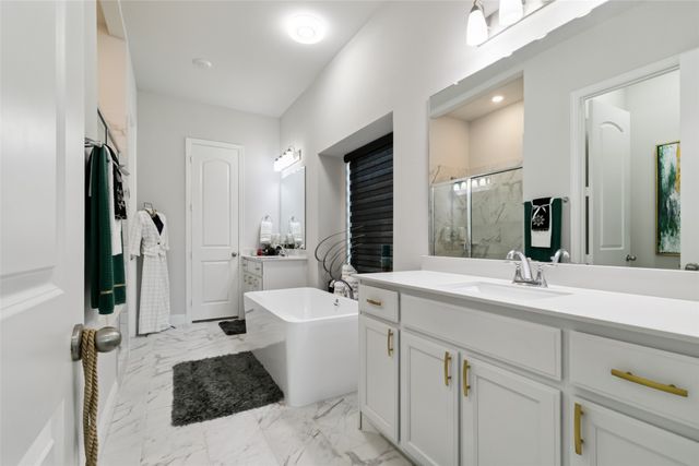 745 Lemmon Lane, Forney, TX 75126