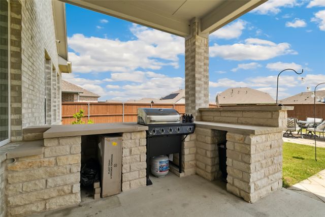 745 Lemmon Lane, Forney, TX 75126