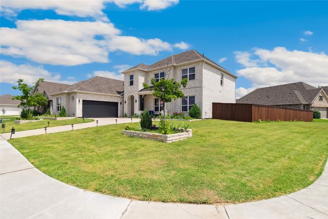 745 Lemmon Lane, Forney, TX 75126