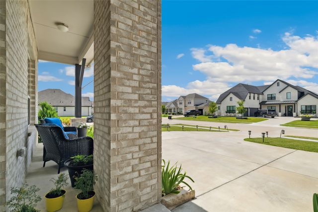 745 Lemmon Lane, Forney, TX 75126