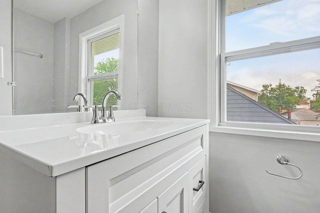 458 Nashoba Avenue, Columbus, OH 43223