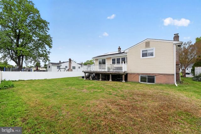 13 PEBBLE LN, Cherry Hill, NJ 08002