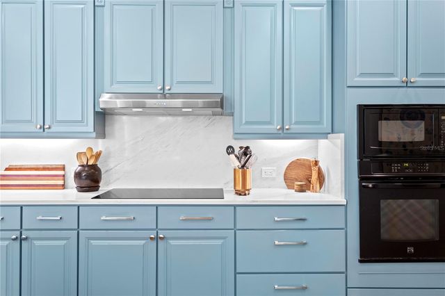 5611 E LONGBOAT BOULEVARD, Tampa, FL 33615