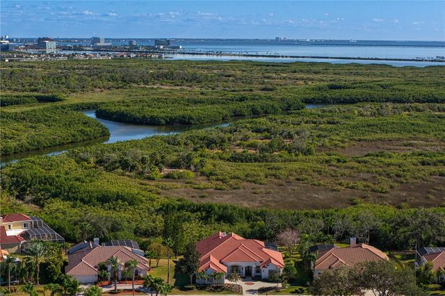 5611 E LONGBOAT BOULEVARD, Tampa, FL 33615