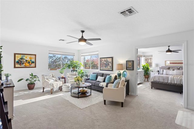 5611 E LONGBOAT BOULEVARD, Tampa, FL 33615