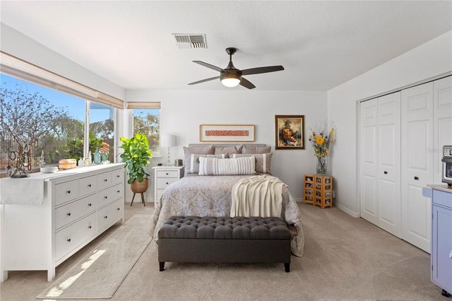 5611 E LONGBOAT BOULEVARD, Tampa, FL 33615