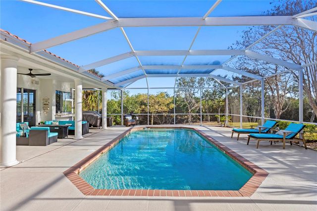 5611 E LONGBOAT BOULEVARD, Tampa, FL 33615