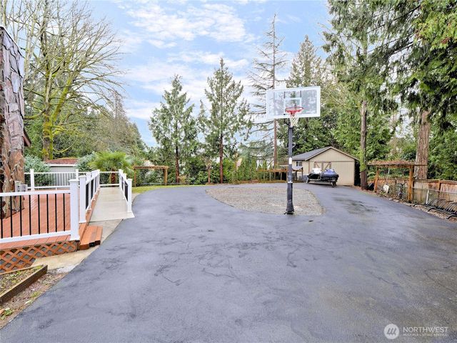 17823 145th Avenue SE, Renton, WA 98058