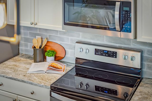 1981 Central Park Road, Charleston, SC 29412