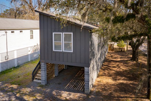 1981 Central Park Road, Charleston, SC 29412