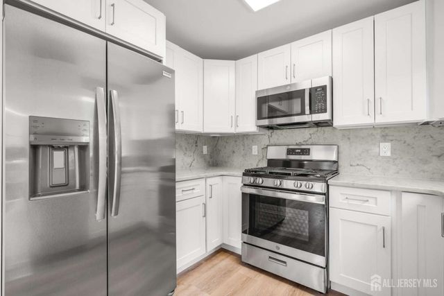 864 Court Street, Woodbridge Proper, NJ 07095