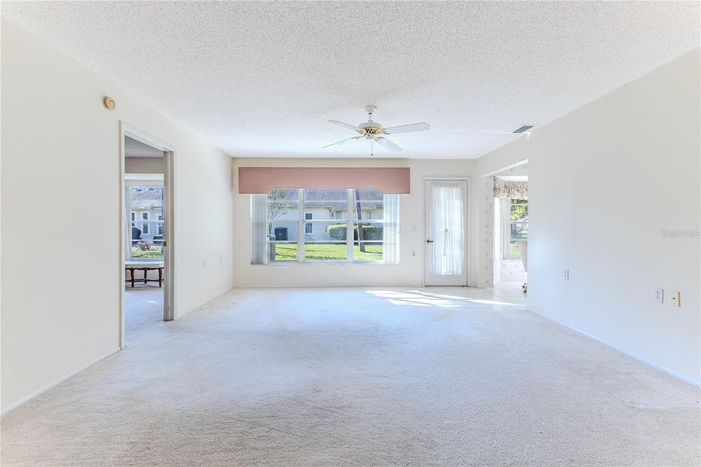 Image 16 of property listing at 3100 APPLEBLOSSOM TRAIL, Spring Hill, FL 34606