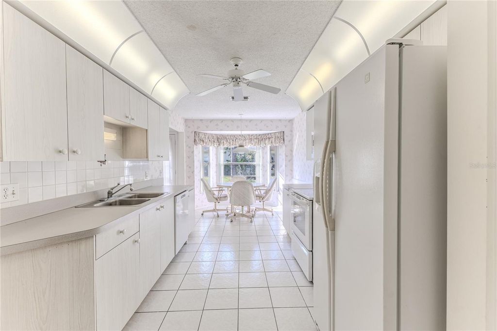 Image 21 of property listing at 3100 APPLEBLOSSOM TRAIL, Spring Hill, FL 34606