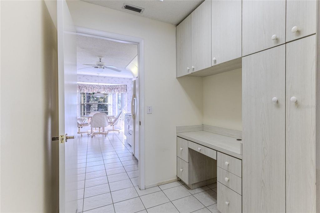 Image 23 of property listing at 3100 APPLEBLOSSOM TRAIL, Spring Hill, FL 34606