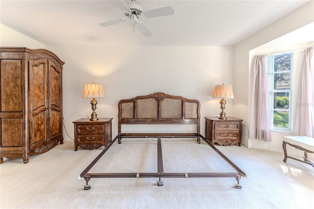 Image 24 of property listing at 3100 APPLEBLOSSOM TRAIL, Spring Hill, FL 34606