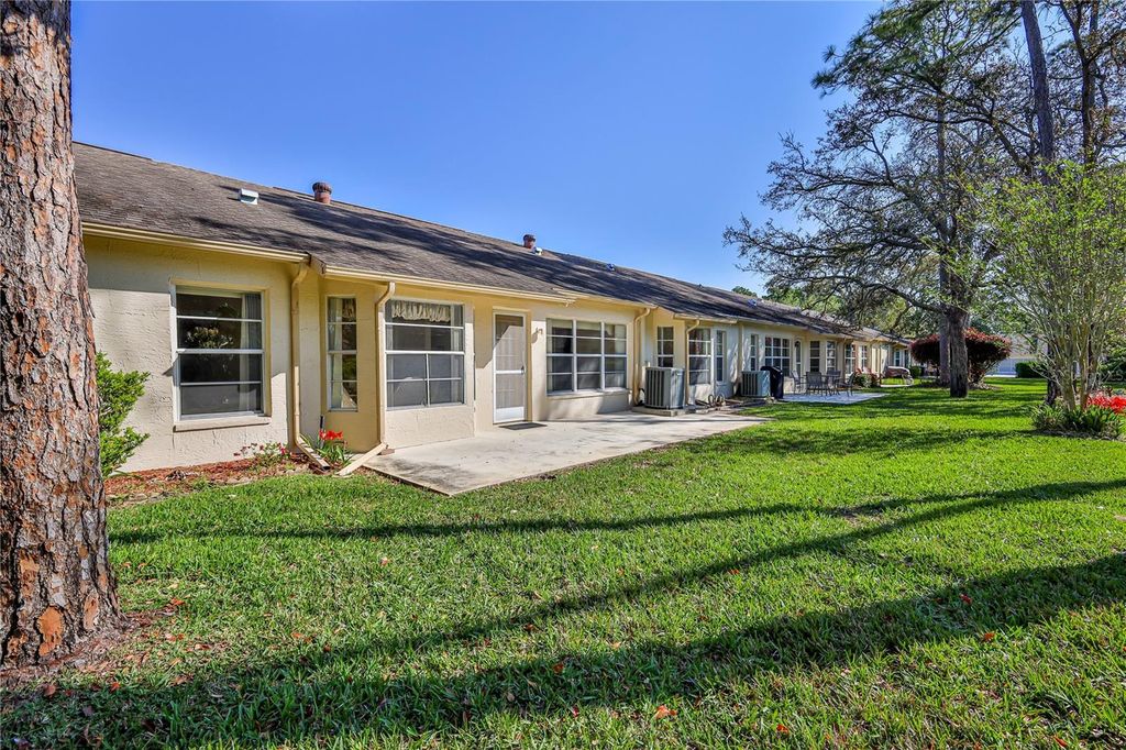 Image 36 of property listing at 3100 APPLEBLOSSOM TRAIL, Spring Hill, FL 34606