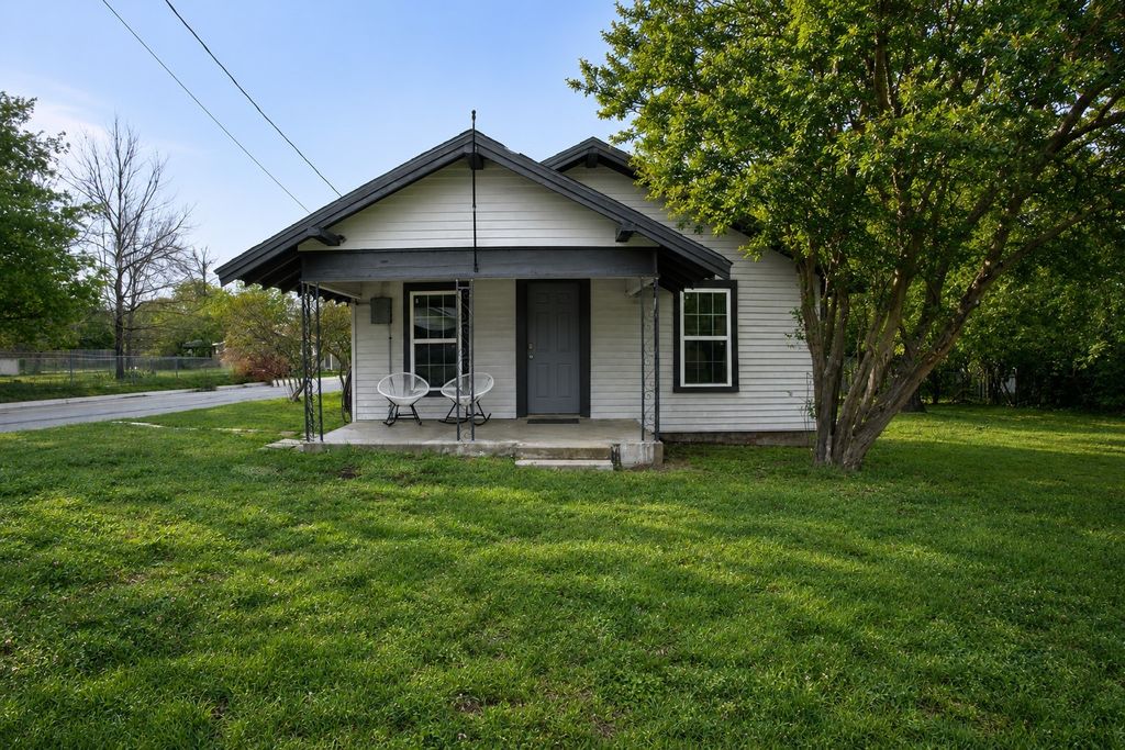 501 Eureka Street, Weatherford, TX 76086