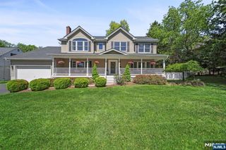 66 Linwood Avenue, Midland Park, NJ 07432