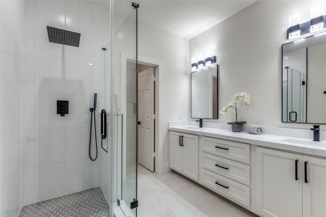 5618 Canal Street, Houston, TX 77011