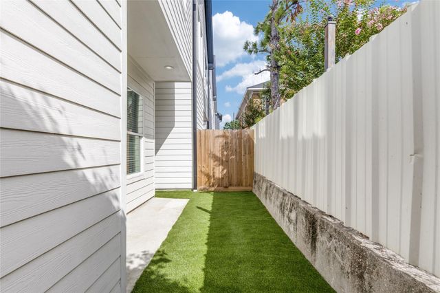 5618 Canal Street, Houston, TX 77011