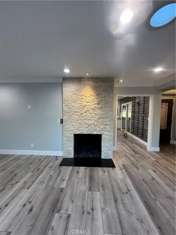 6250 Aura Avenue, Tarzana, CA 91335