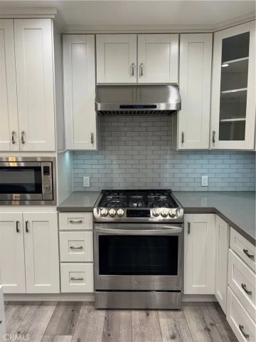 6250 Aura Avenue, Tarzana, CA 91335