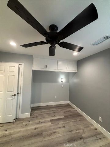 6250 Aura Avenue, Tarzana, CA 91335