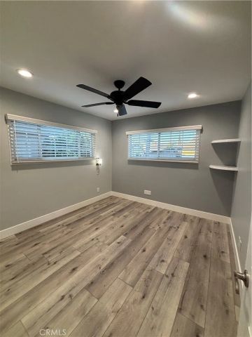 6250 Aura Avenue, Tarzana, CA 91335