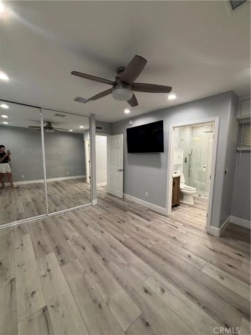 6250 Aura Avenue, Tarzana, CA 91335